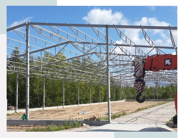 Строительство конюшен в Тейково от 652 руб. под ключ