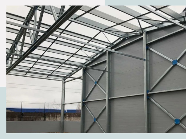 Каркасные ангары от СтальСтрой-Ткв по цене от 652 руб.